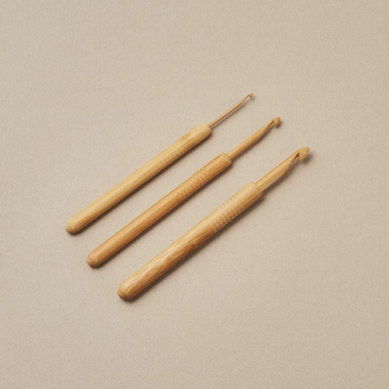 Seeknit Umber 柄付 竹片かぎ針 13cm[2/0、3/0、4/0、5/0] | Seeknit store