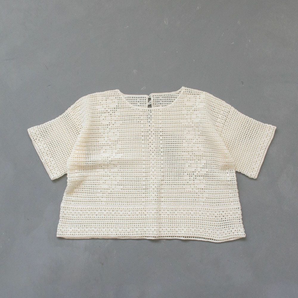 MK-026】花模様の方眼編みプルオーバー 毛糸とレシピ セット | Seeknit